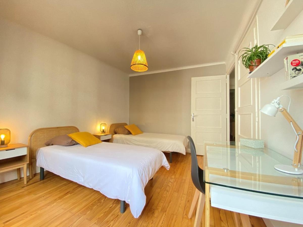 Charmant T3 Renove En Centre-Ville D'Annecy Avec Balcon, Ascenseur Et Parking Prive - Fr-1-432-83 Exteriör bild