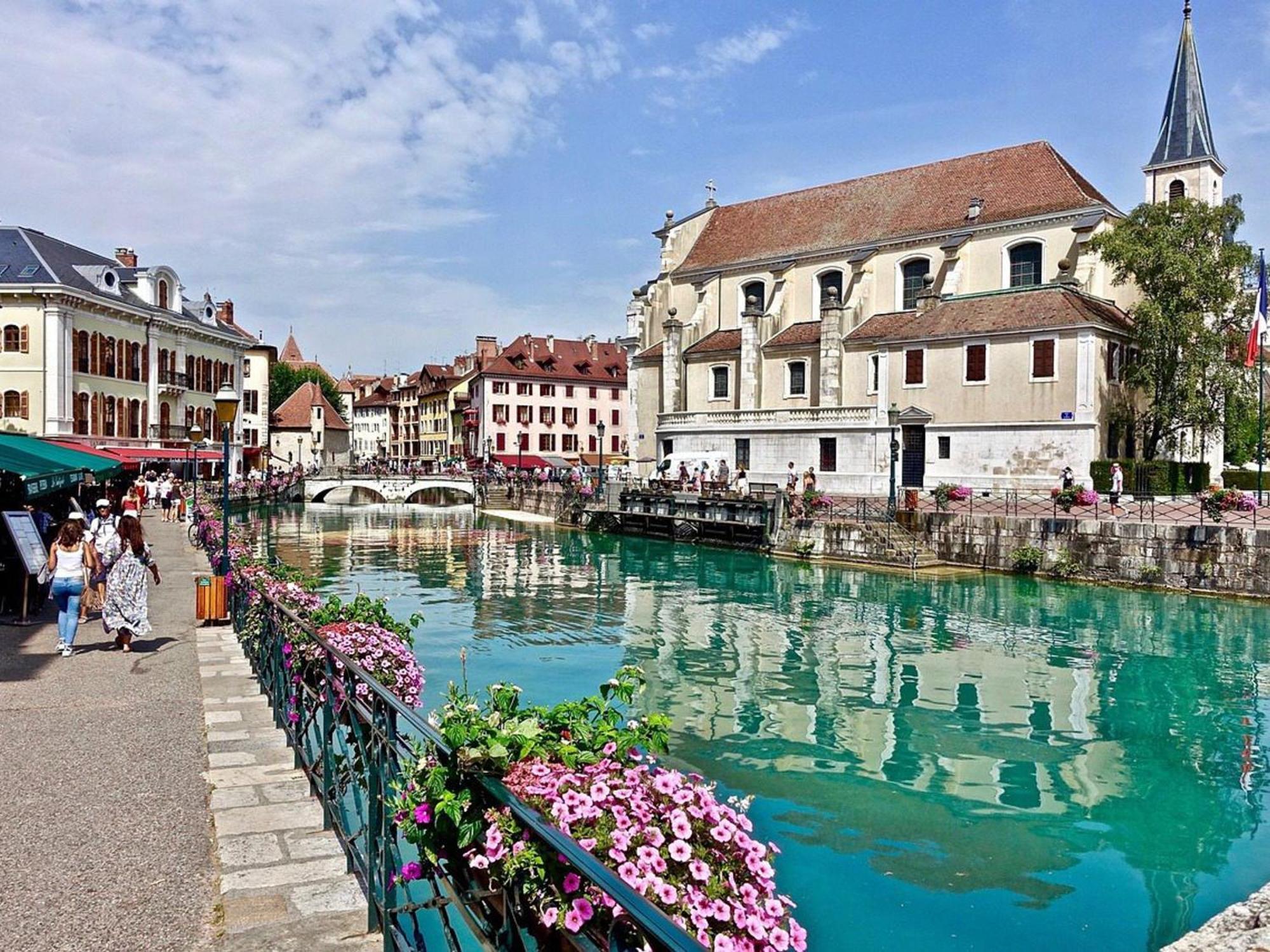 Charmant T3 Renove En Centre-Ville D'Annecy Avec Balcon, Ascenseur Et Parking Prive - Fr-1-432-83 Exteriör bild